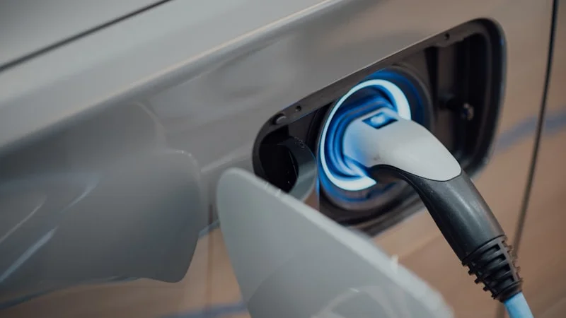 Batterie Vélo Électrique : Tout Ce Qu'il Faut Savoir (Wh, Charge, Durée de Vie)